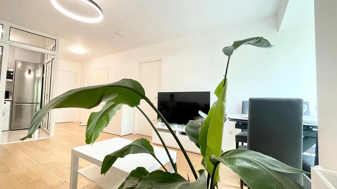 Appartement Moderne - Parc De La Villette -1Min Du Metro Paris France
