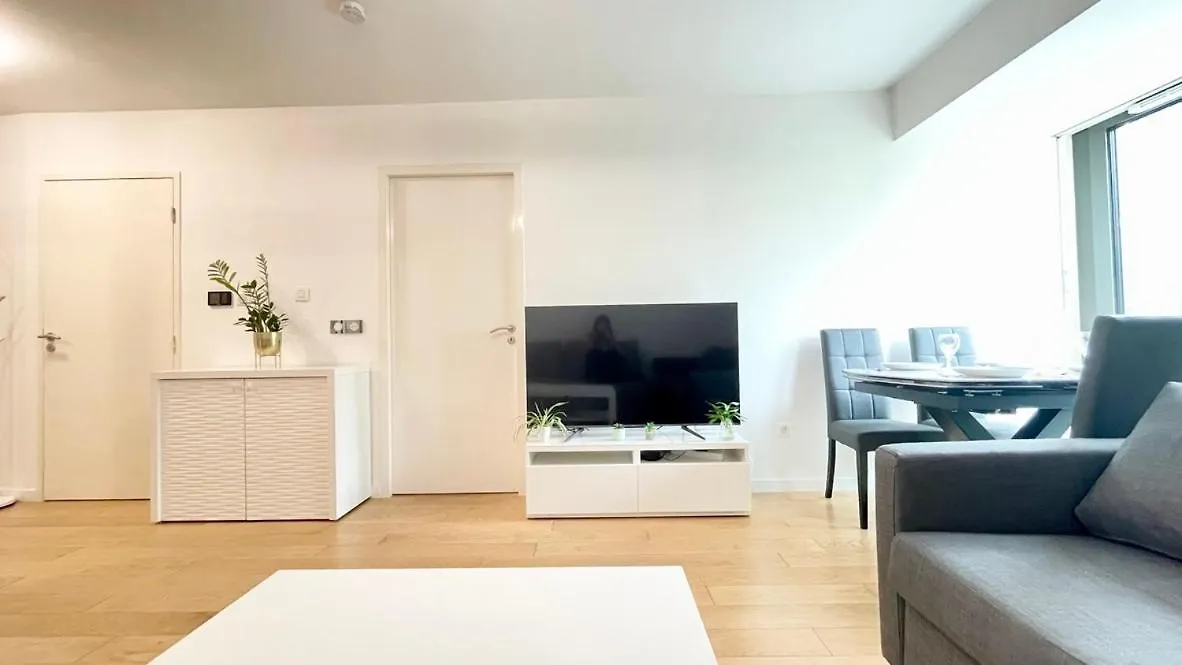 Appartement Moderne - Parc De La Villette -1Min Du Metro Paris France