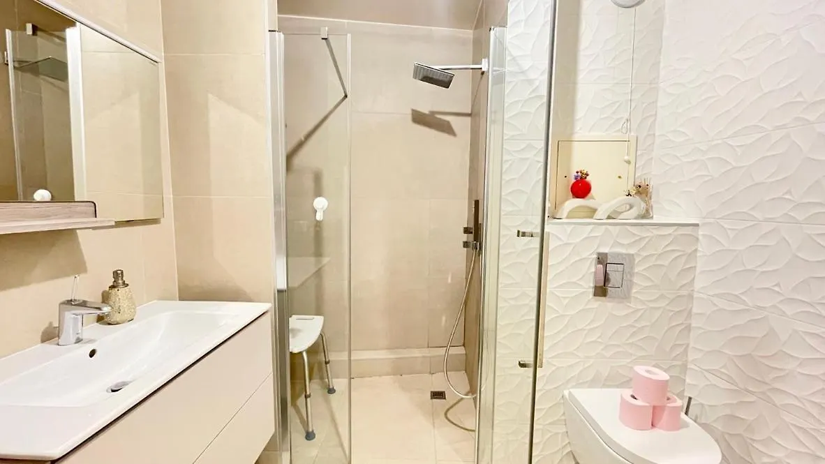 Appartement Moderne - Parc De La Villette -1Min Du Metro Paris France